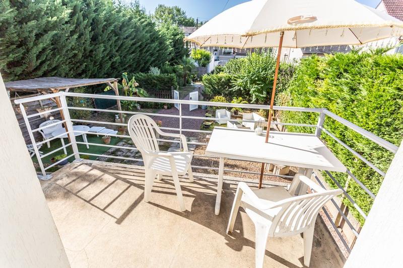 Maison - 111 m² - 6 pièces