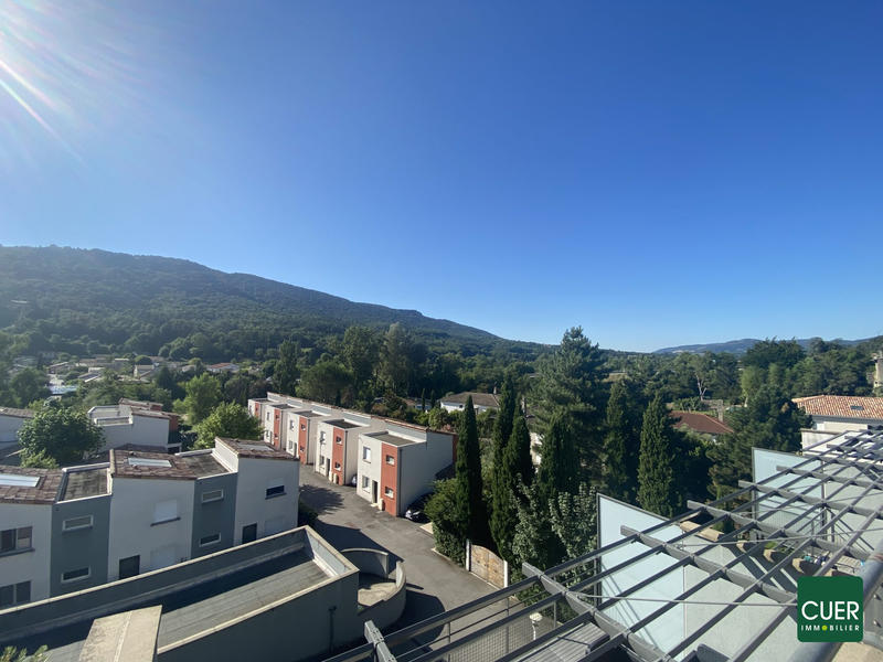 Appartement - 87 m² - 4 pièces