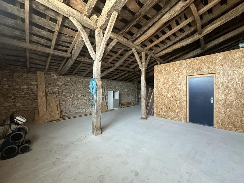 Maison traditionnelle - 178 m² - 4 pièces