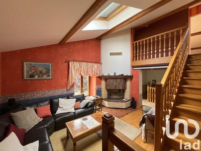 Maison - 189 m² - 9 pièces