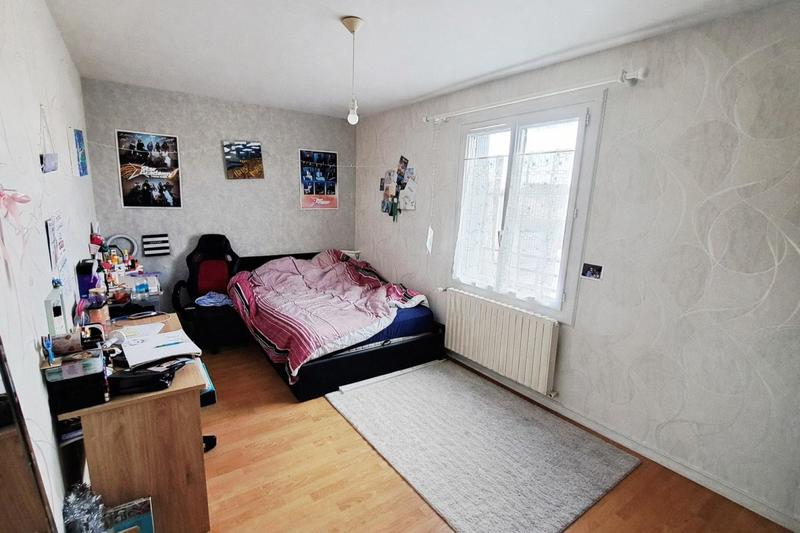 Maison - 198 m² - 7 pièces