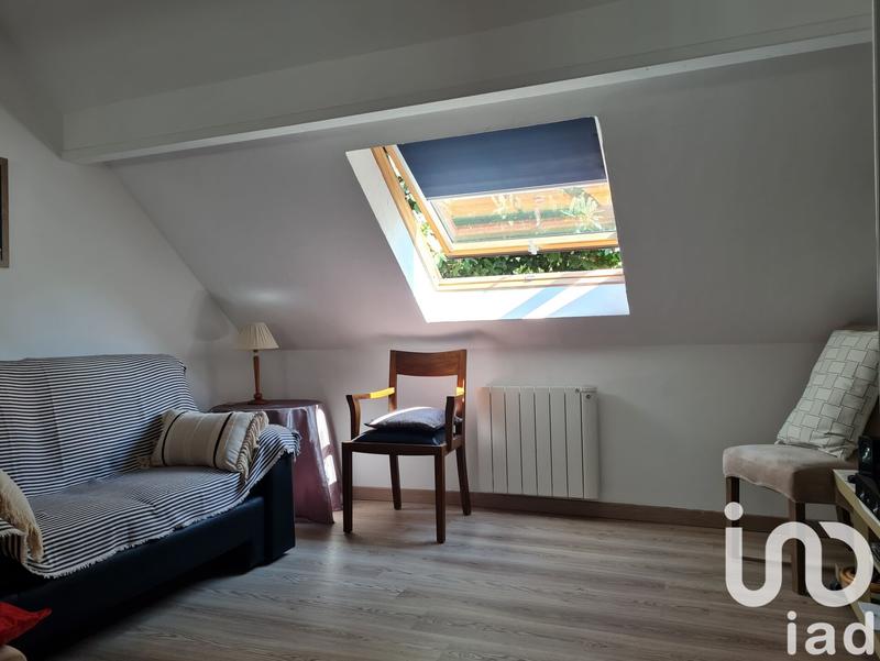 Maison - 250 m² - 10 pièces