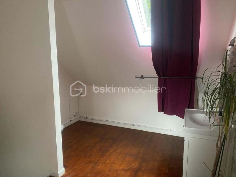 Maison traditionnelle - 122 m² - 6 pièces