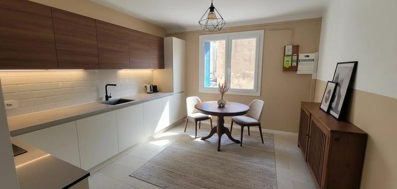 Maison traditionnelle - 78 m² - 5 pièces