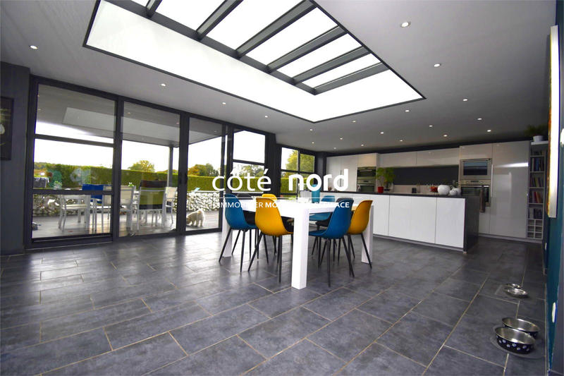 Villa - 198 m² - 7 pièces