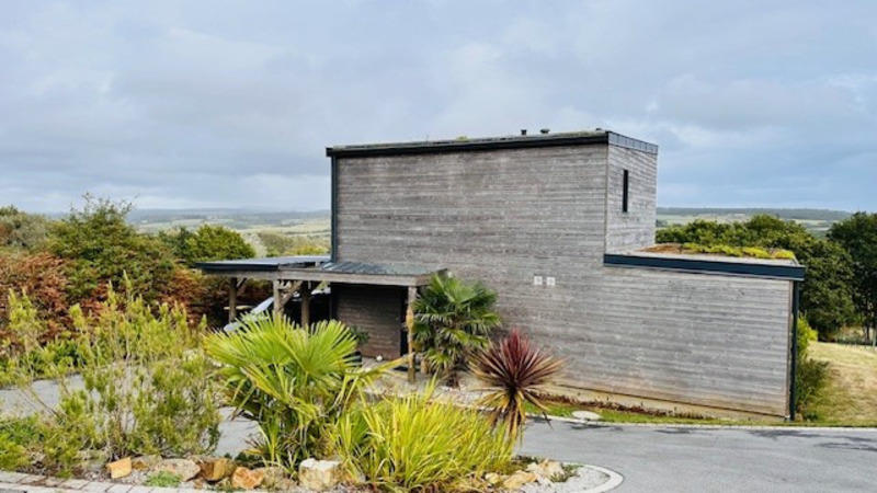 Maison - 103 m² - 5 pièces