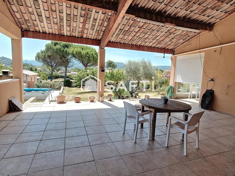 Maison - 130 m² - 5 pièces