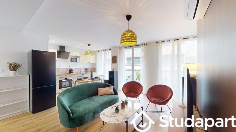 Chambre - 11 m² - 1 pièce