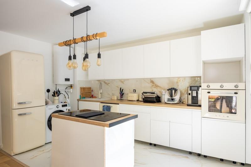 Appartement - 81 m² - 4 pièces