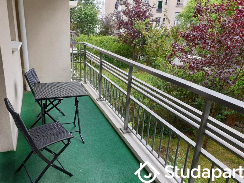 Chambre - 10 m² - 1 pièce