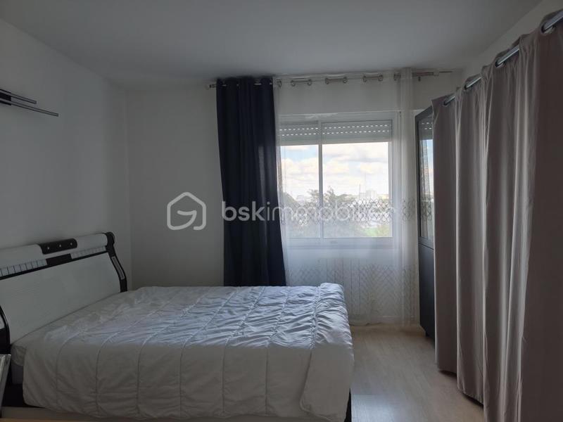 Appartement - 94 m² - 4 pièces