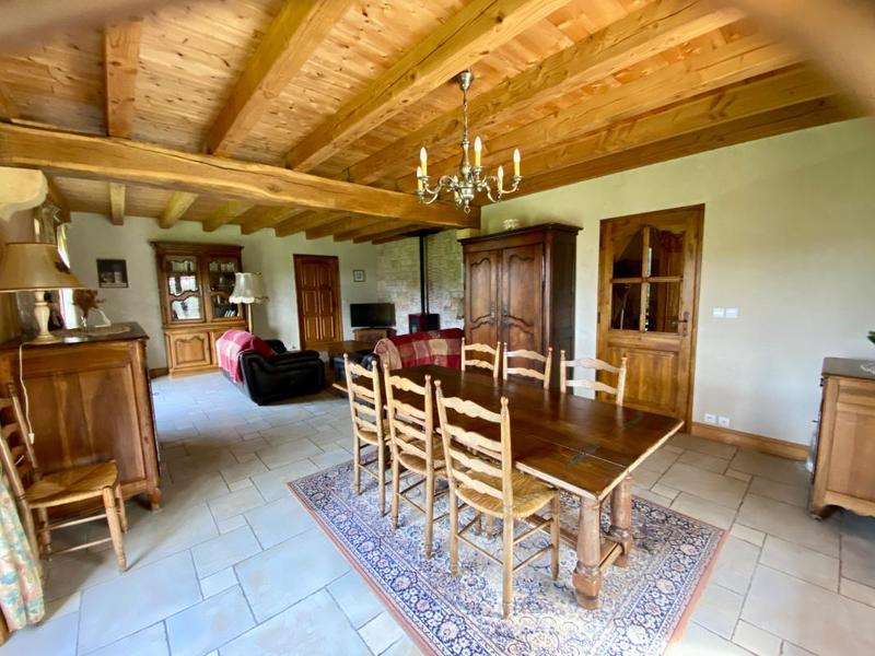 Maison - 218 m² - 6 pièces