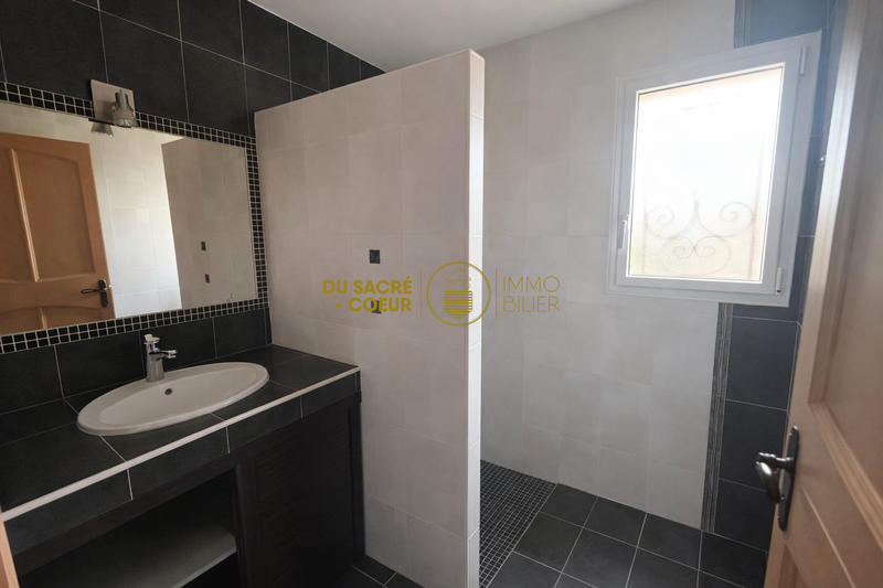 Villa - 183 m² - 5 pièces