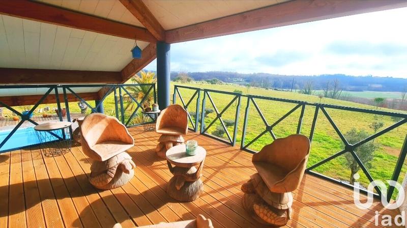 Maison de maîtres - 200 m² - 4 pièces