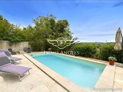 Maison - 147 m² - 5 pièces