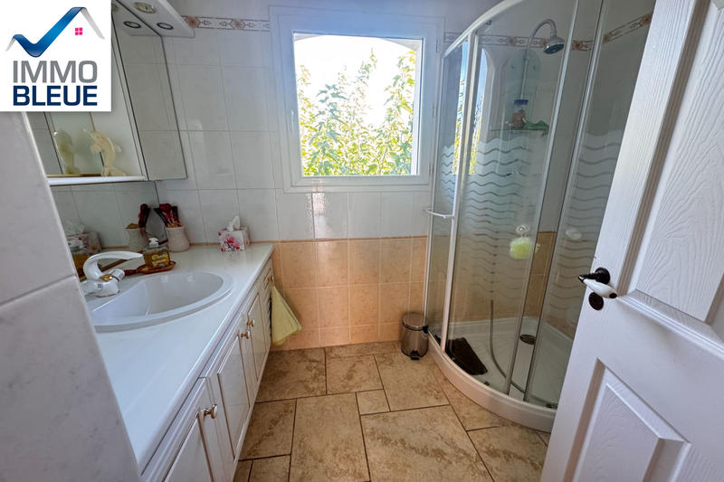 Maison - 180 m² - 4 pièces