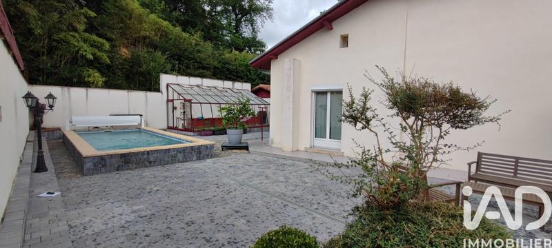 Maison - 199 m² - 6 pièces