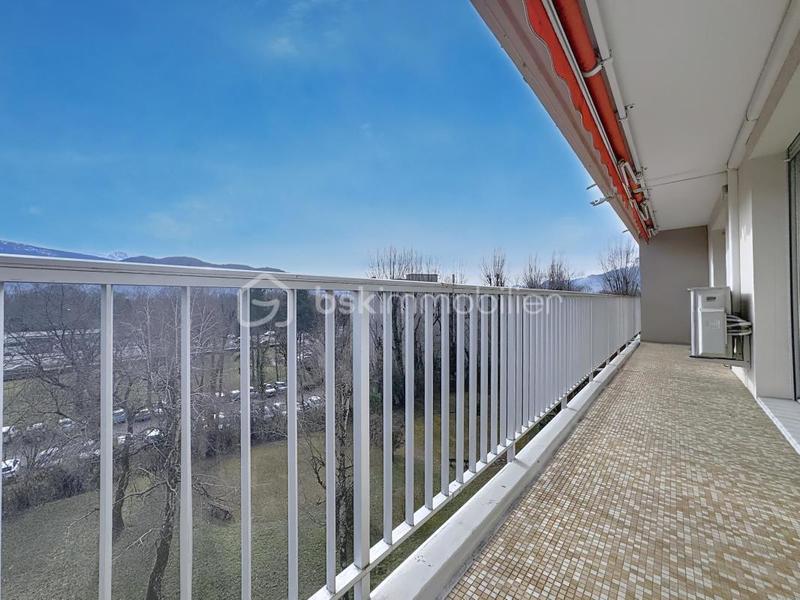 Appartement - 91 m² - 4 pièces