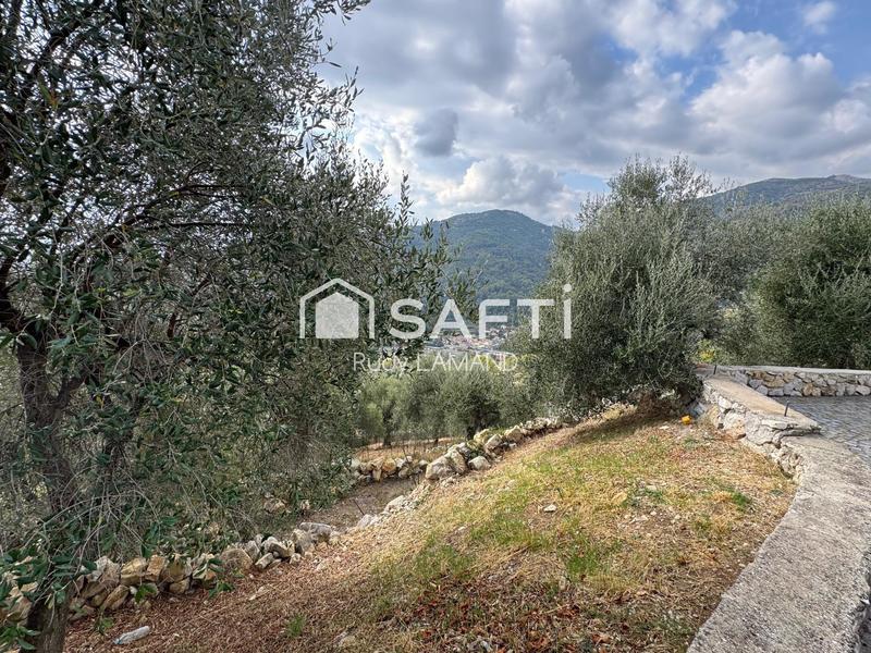 Maison - 120 m² - 4 pièces