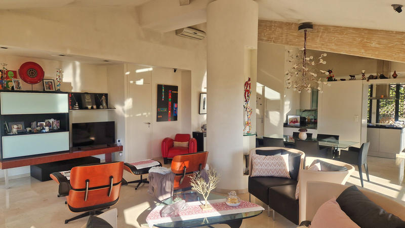 Appartement - 121 m² - 4 pièces