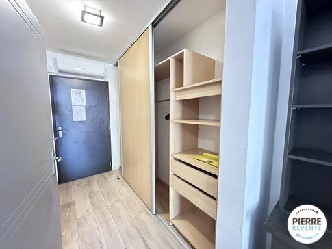 Studio - 25 m² - 1 pièce