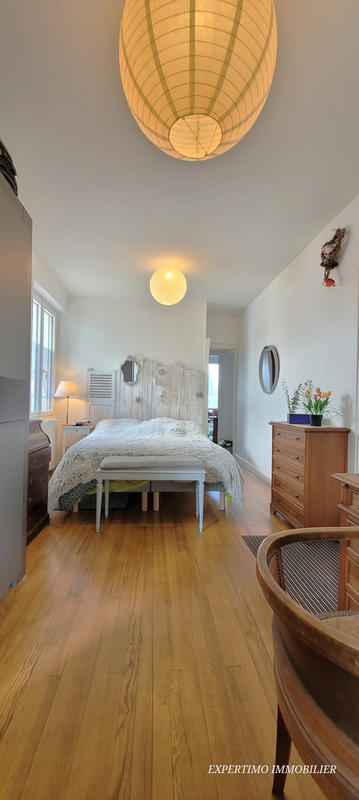 Maison - 176 m² - 8 pièces