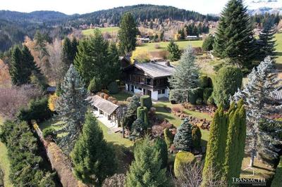 Châlet - 271 m² - 7 pièces