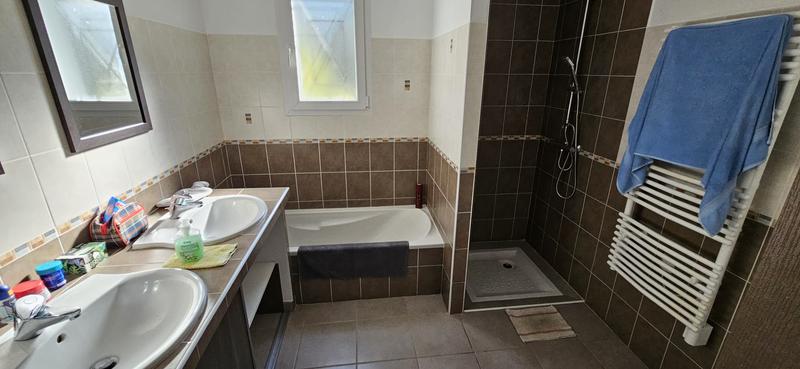 Maison - 103 m² - 5 pièces