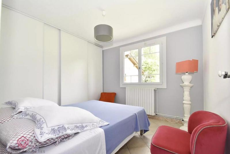 Villa - 125 m² - 5 pièces