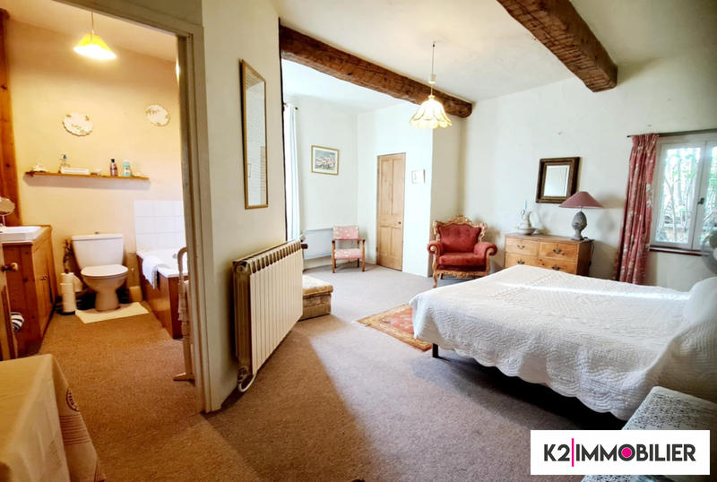 Maison - 486 m² - 14 pièces