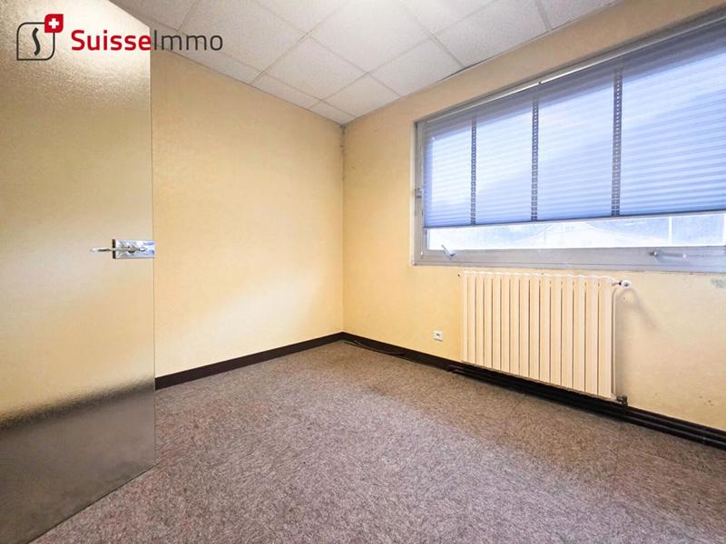 Bureau - 559 m² - 14 pièces