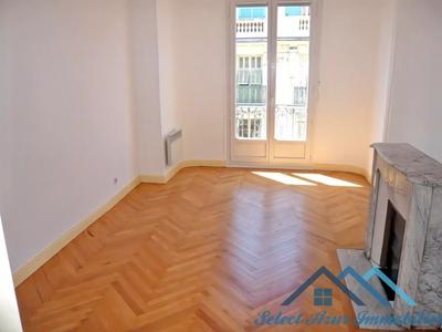 Appartement - 56 m² - 56 pièces