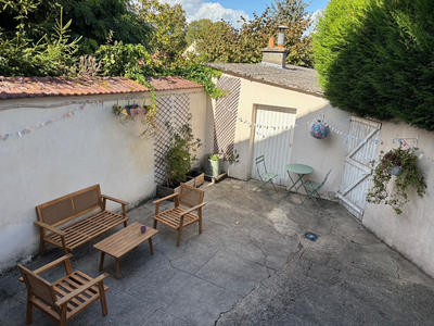 Maison - 99 m² - 5 pièces