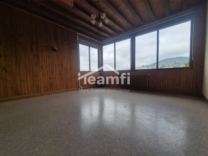 Maison - 168 m² - 10 pièces