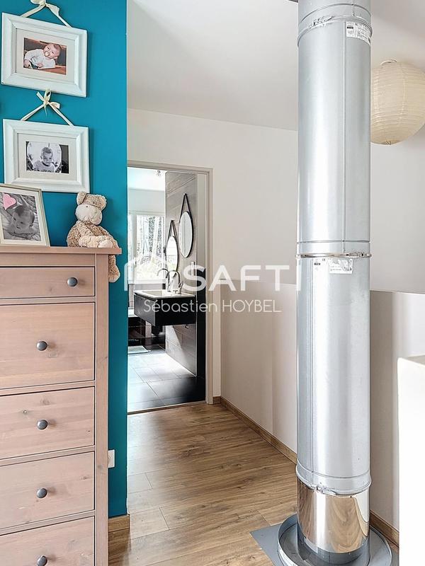 Maison - 204 m² - 5 pièces