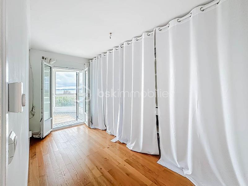 Villa - 140 m² - 5 pièces