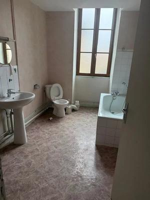 Appartement - 122 m² - 4 pièces