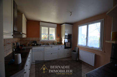 Maison - 112 m² - 4 pièces