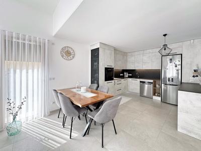 Appartement - 127 m² - 5 pièces