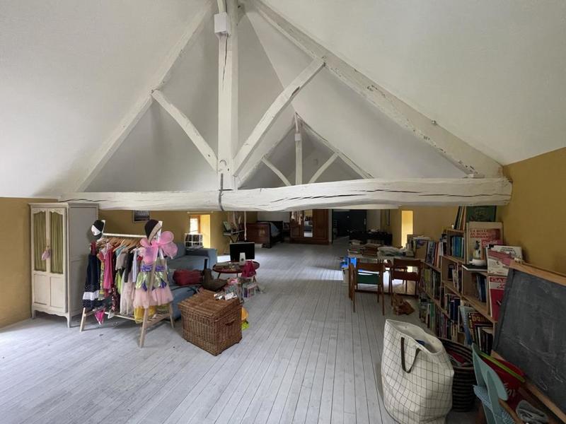 Maison de campagne - 245 m² - 11 pièces