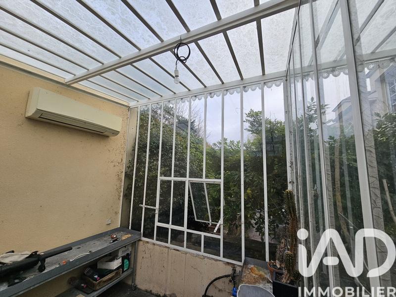 Maison - 247 m² - 5 pièces