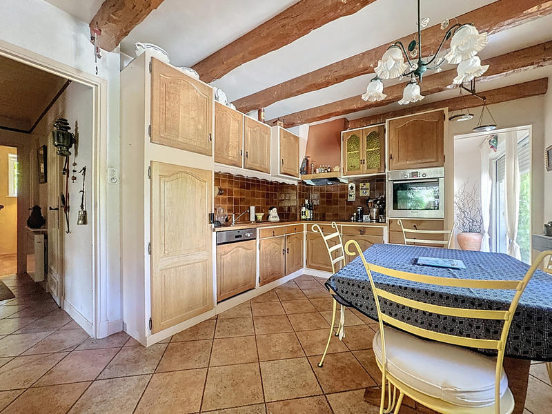 Maison - 146 m² - 6 pièces