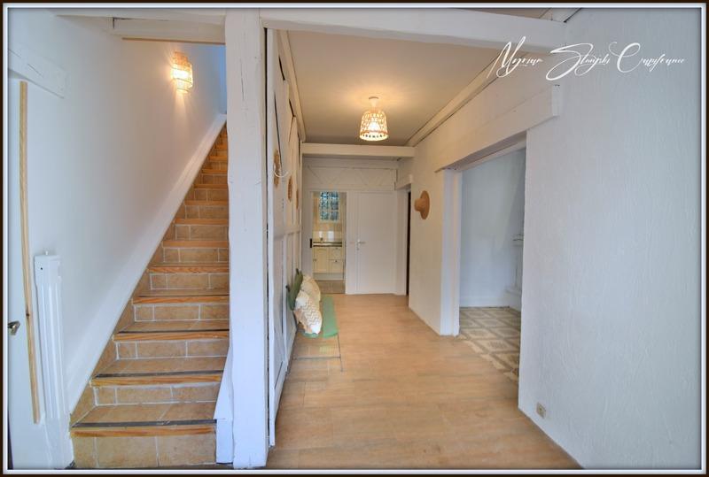 Maison - 218 m² - 8 pièces