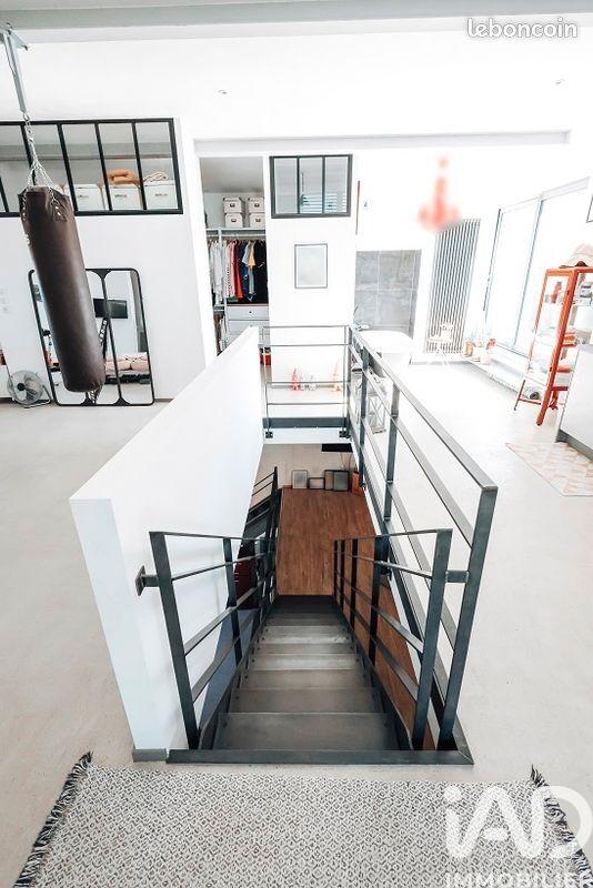 Loft - 177 m² - 5 pièces