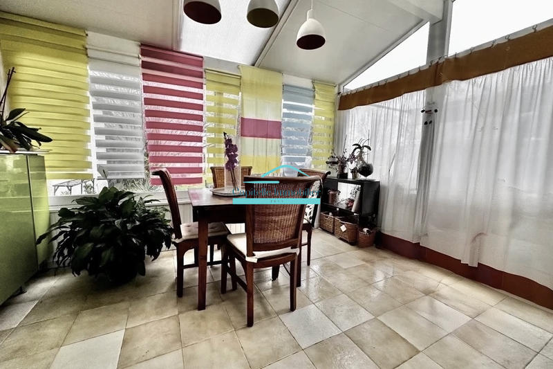 Villa - 93 m² - 4 pièces