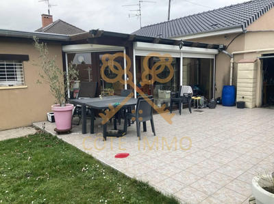 Maison - 162 m² - 6 pièces