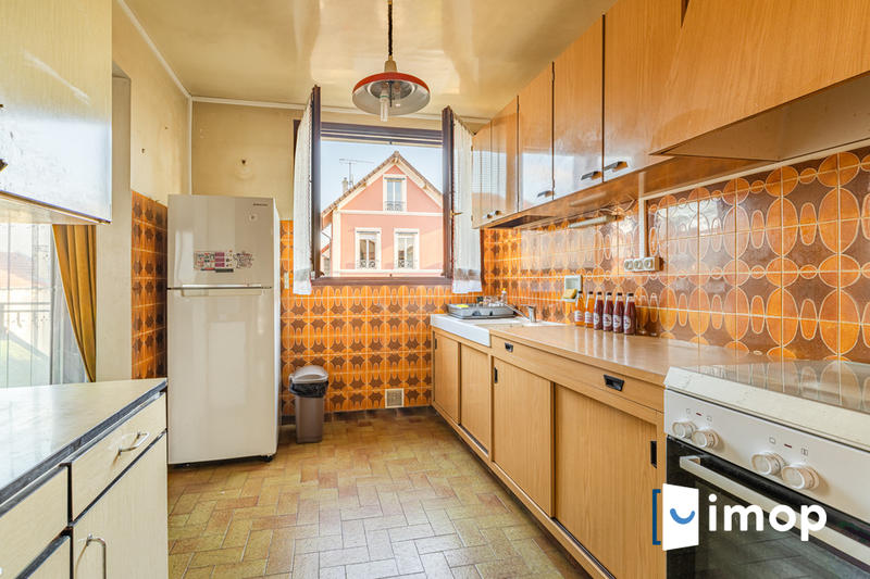 Pavillon - 121 m² - 7 pièces