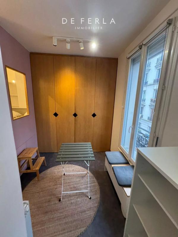 Studio - 13 m² - 1 pièce