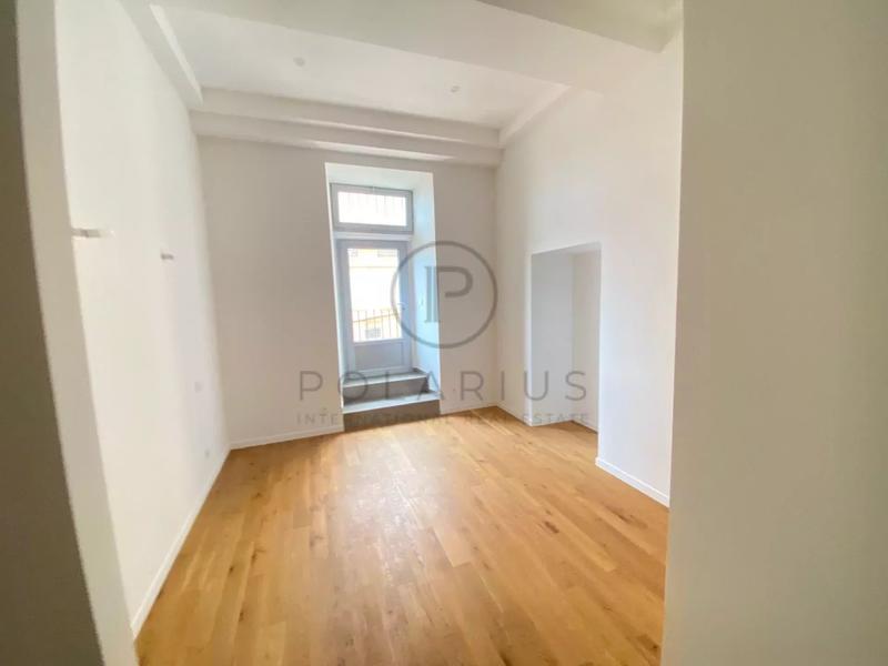 Appartement - 174 m² - 5 pièces