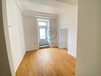 Appartement - 174 m² - 5 pièces